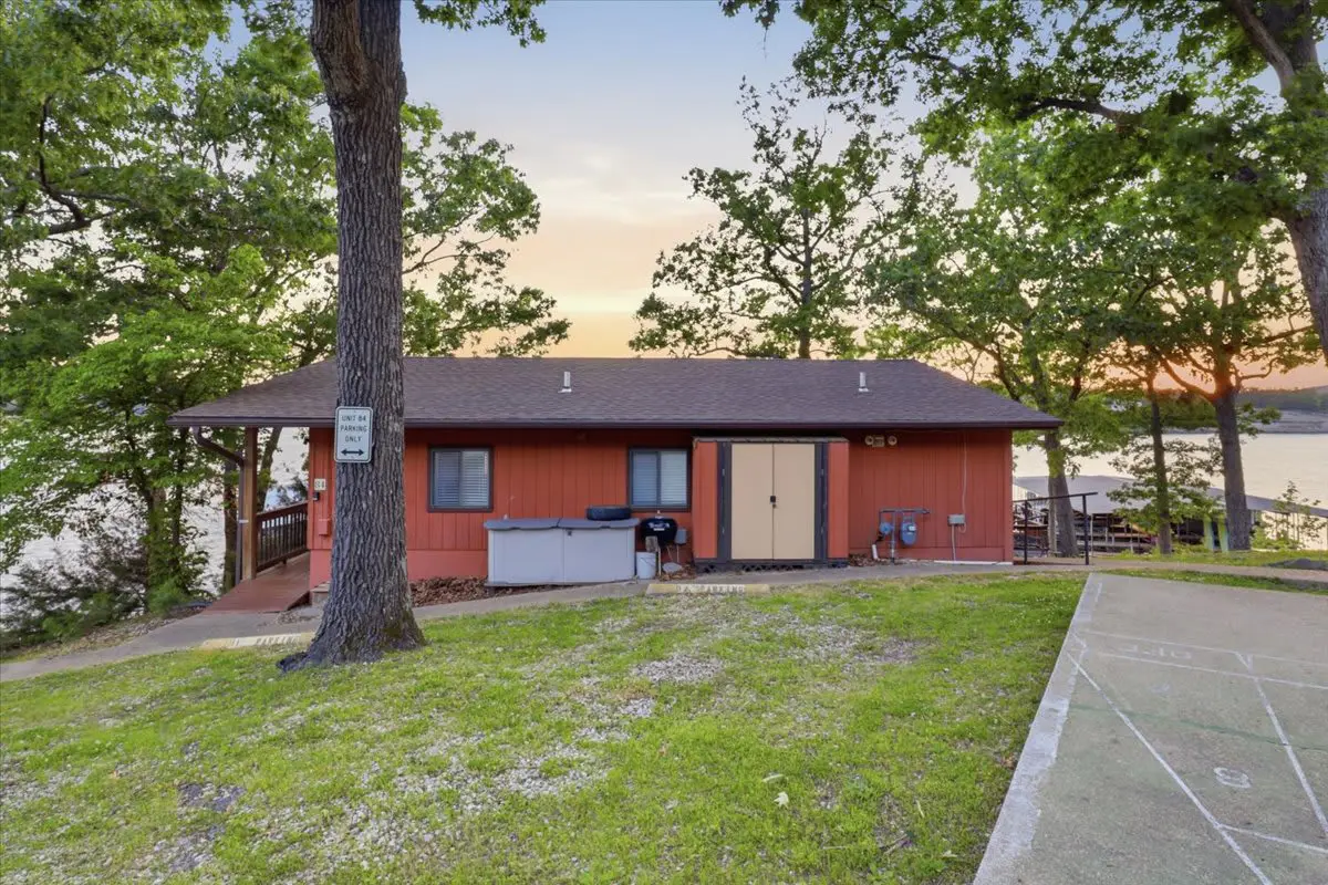 Charming 3BR Cabin - LAKE VIEW - Camdenton