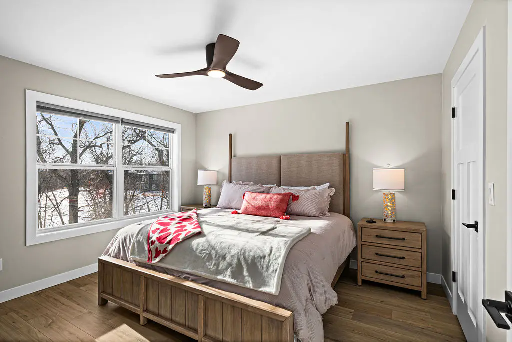 RiverWest White Pine