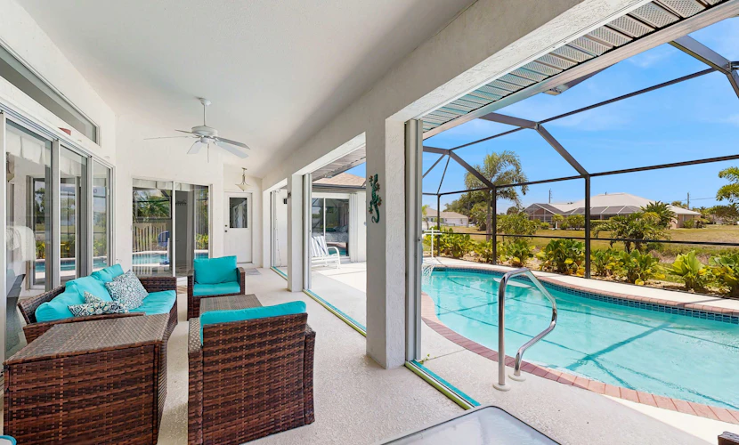 Spacious home, private pool, large kitchen