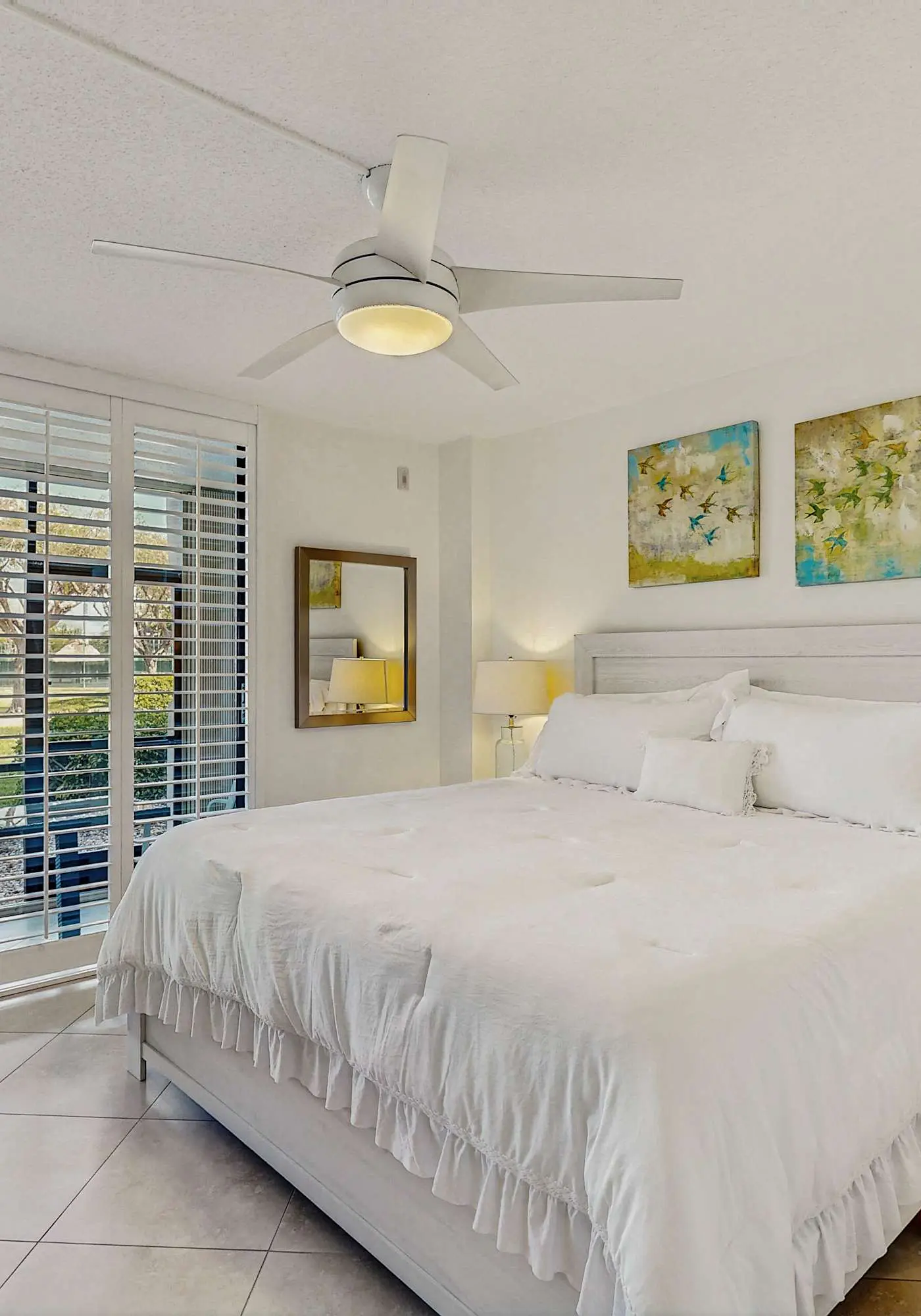 Cozy condo with shared pool, water view