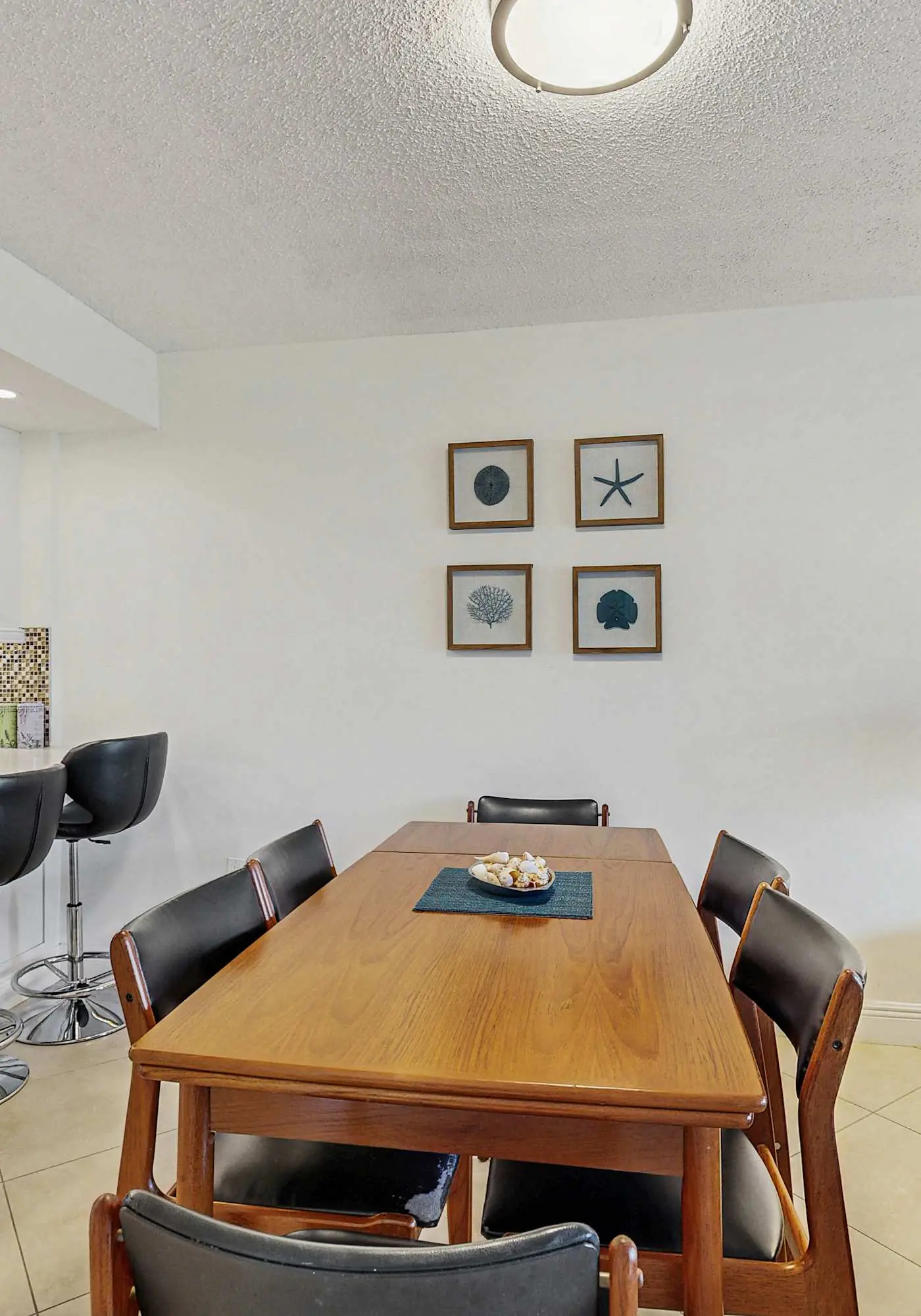 Cozy condo with shared pool, water view