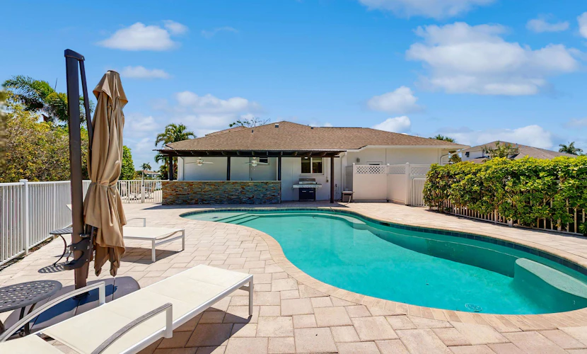 Marco Island Oasis, Private Pool, Waterfront & Family Fun!