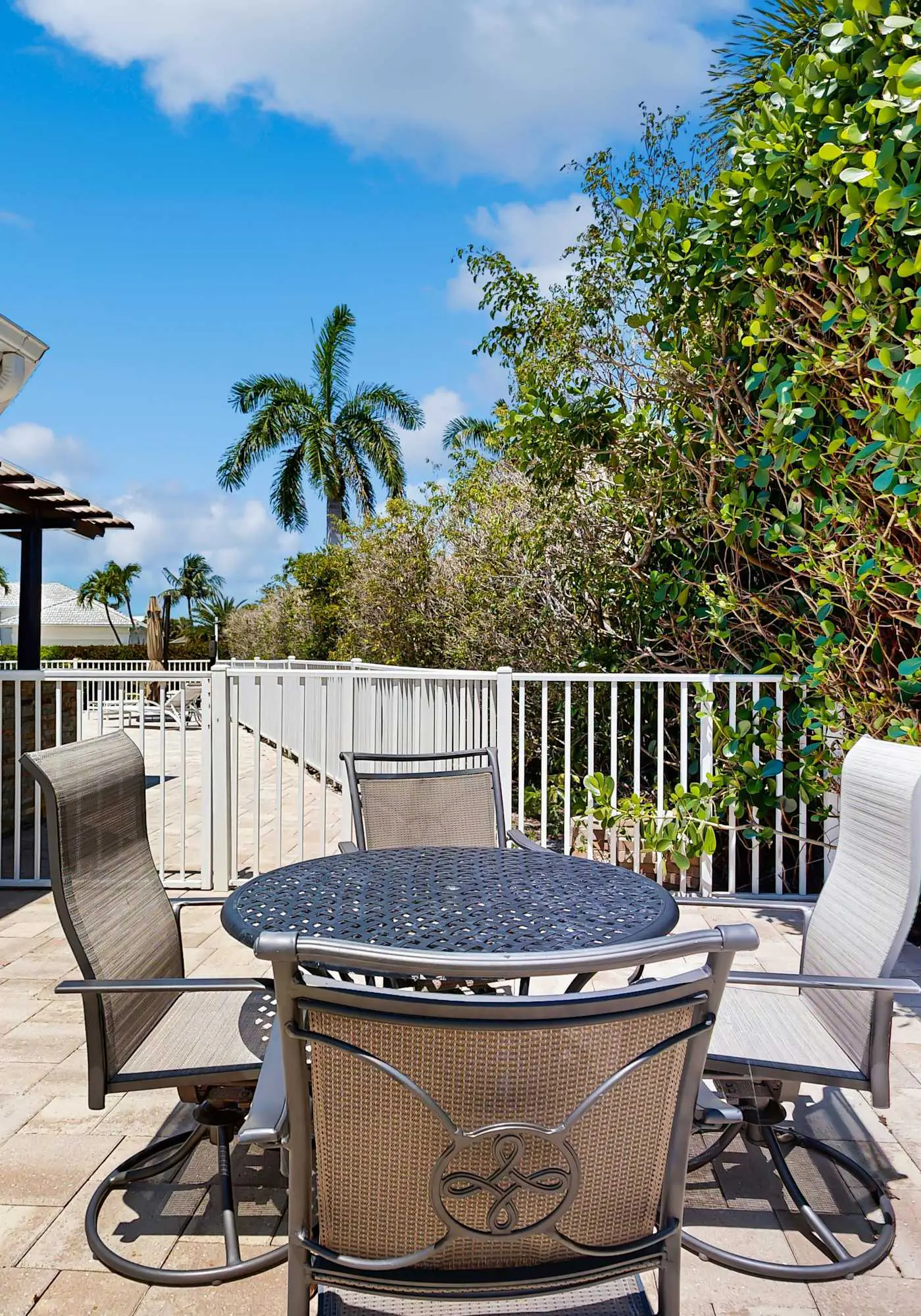 Marco Island Oasis, Private Pool, Waterfront & Family Fun!