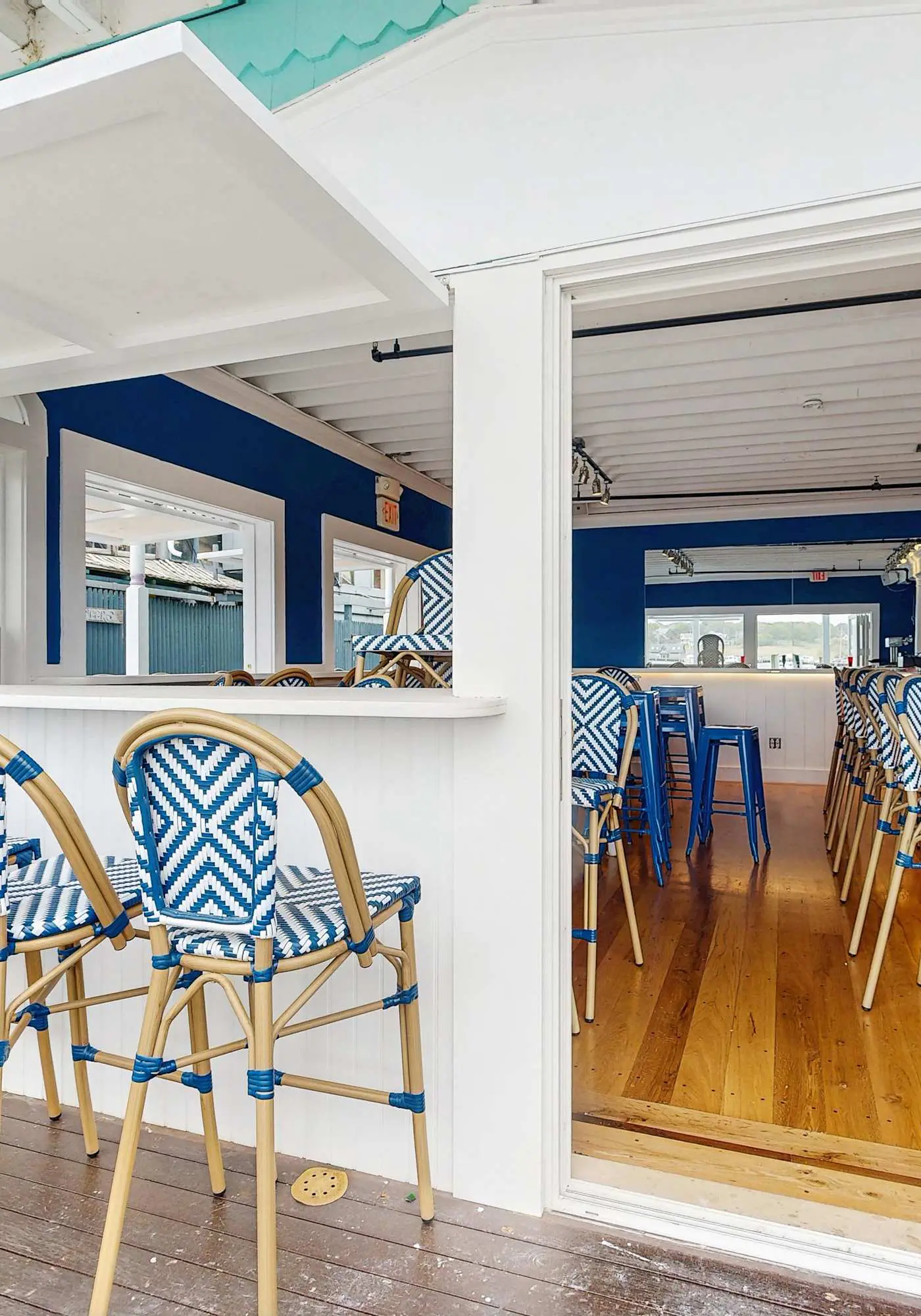 Cozy Downtown Studio - Walk to Ferry & Town