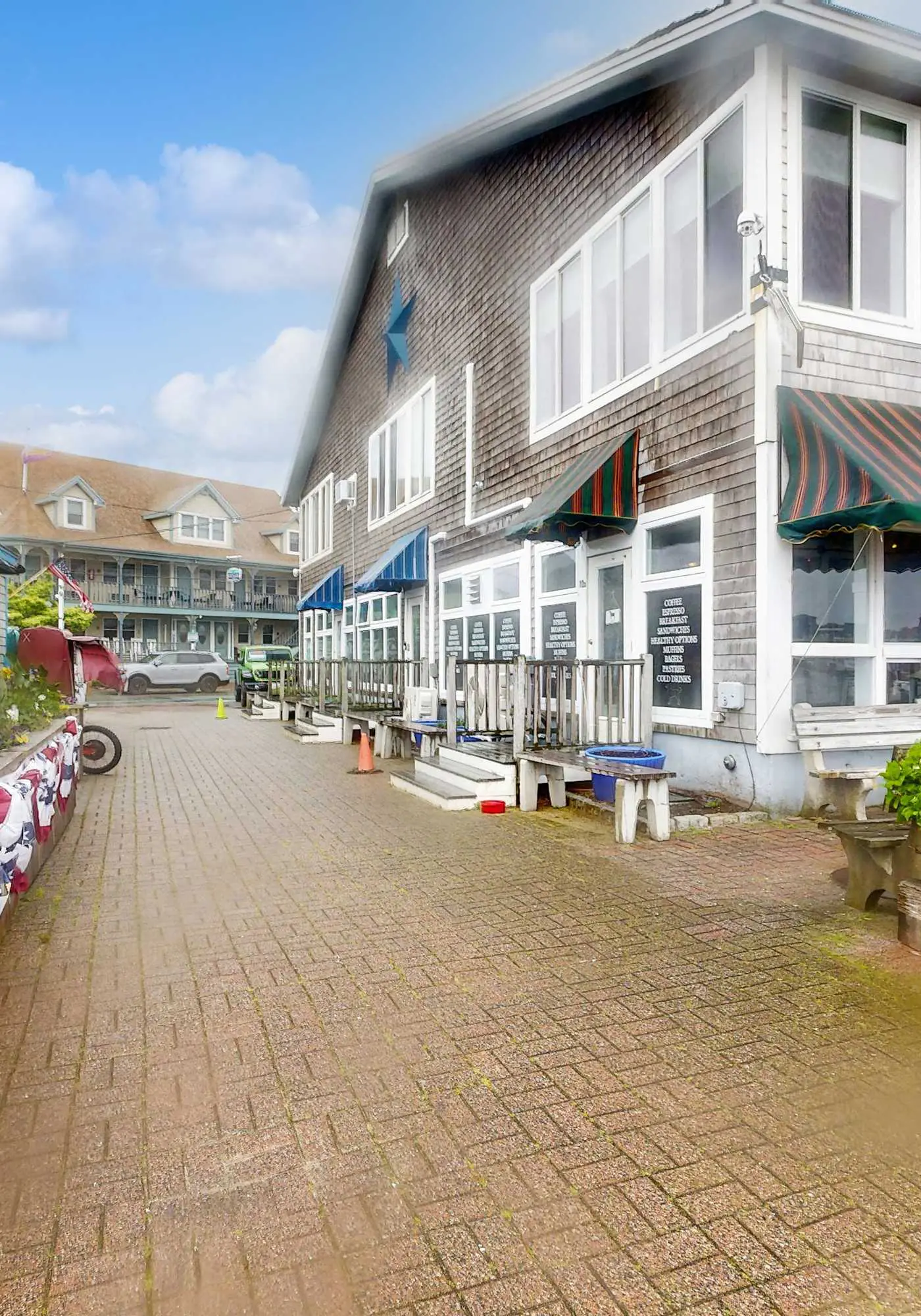 Cozy Downtown Studio - Walk to Ferry & Town