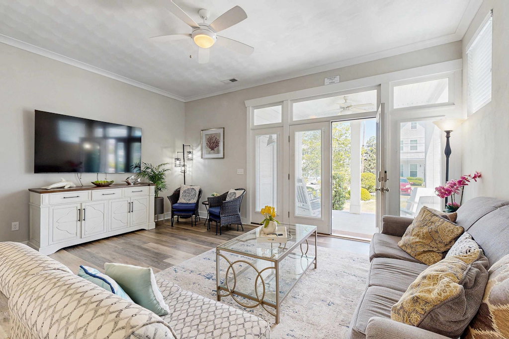 Virginia Beach townhouse, walk to boardwalk