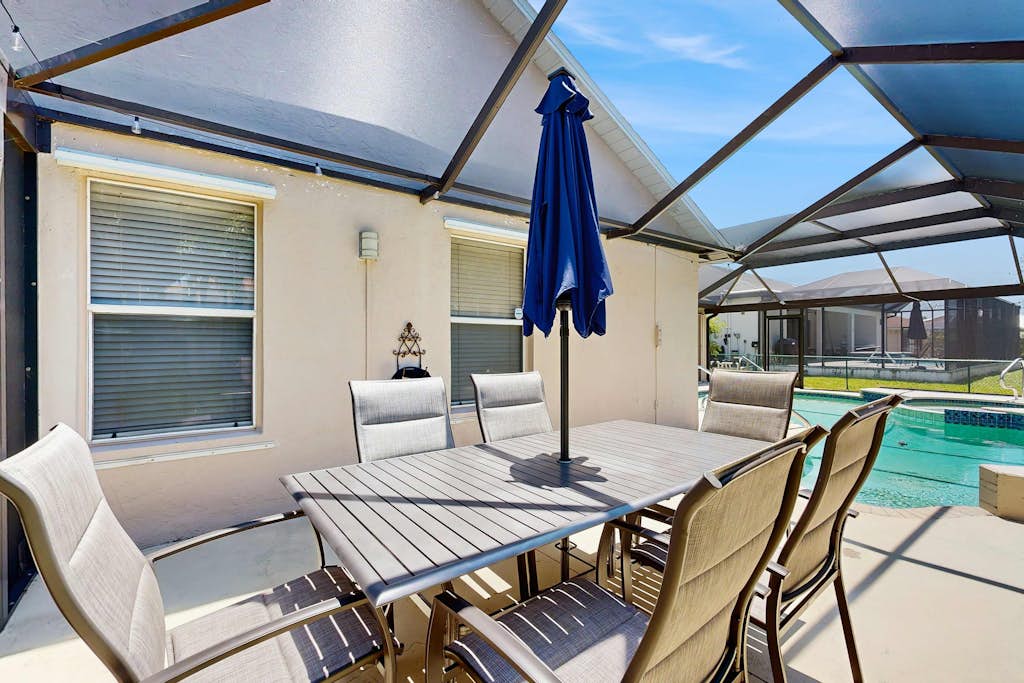 Cape Coral Oasis, Private Pool, Spacious Living