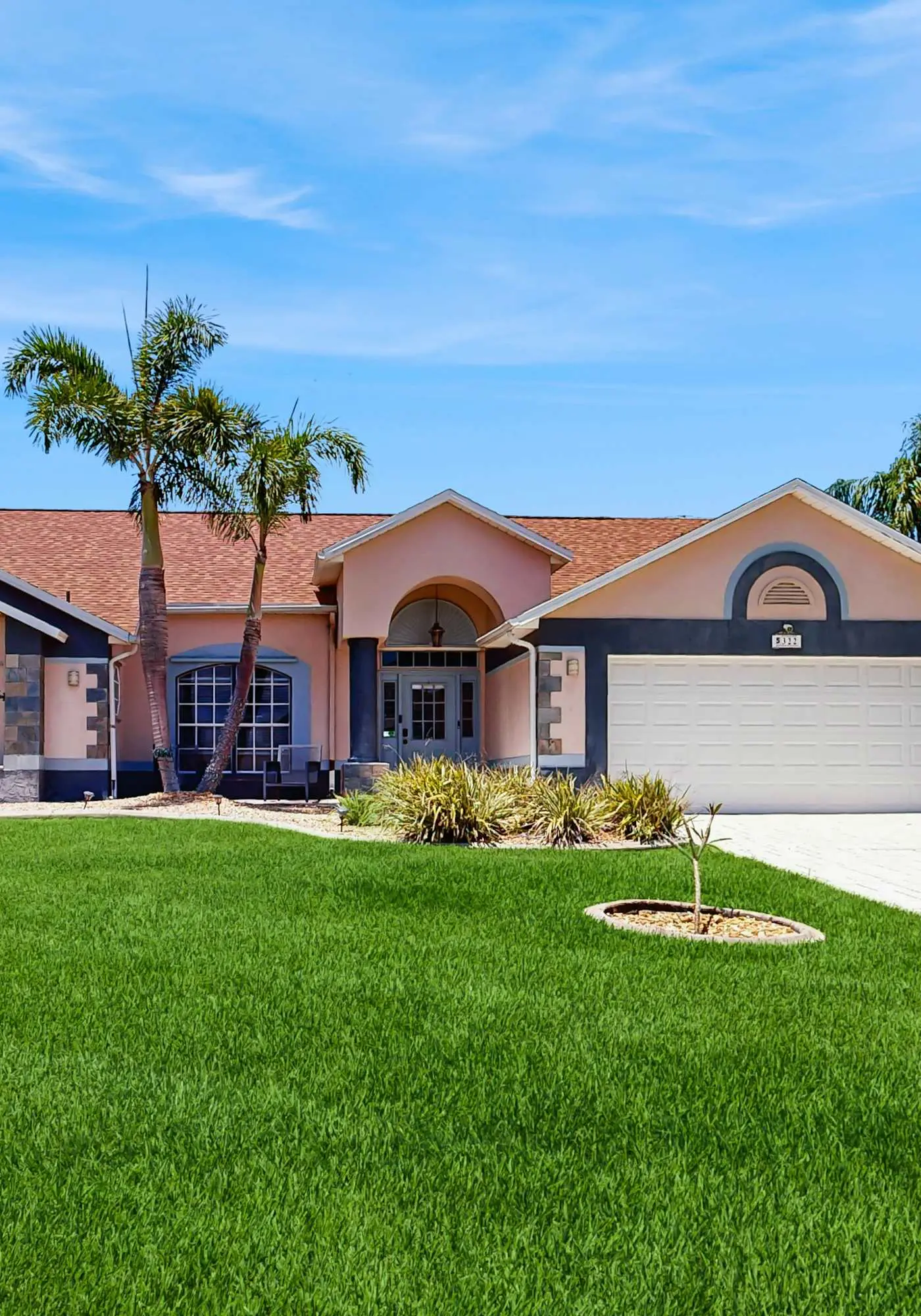 Cape Coral Oasis, Private Pool, Spacious Living
