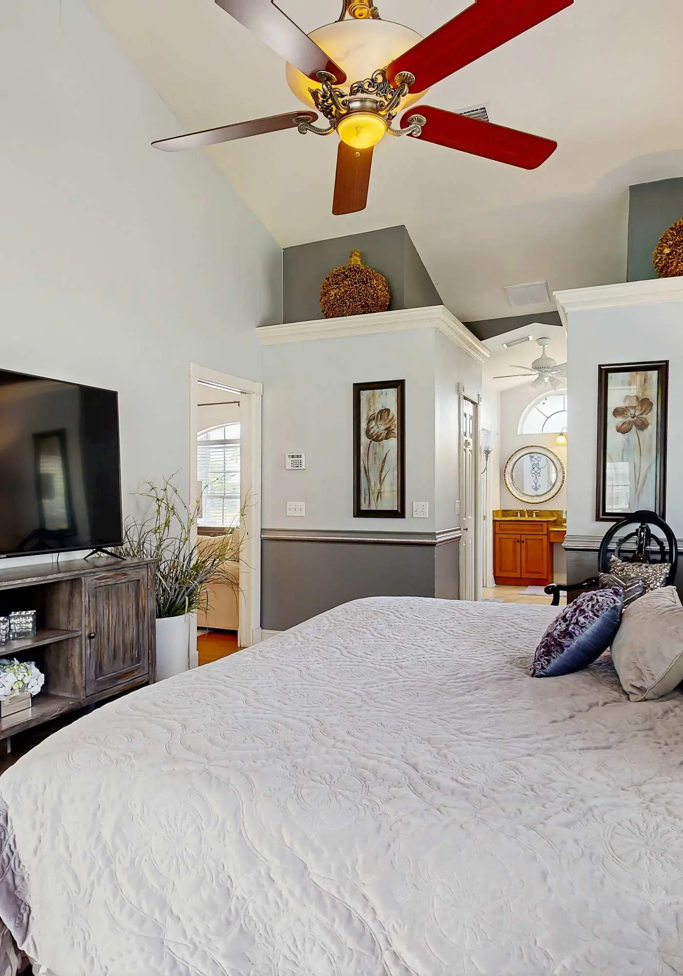 Cape Coral Oasis, Private Pool, Spacious Living