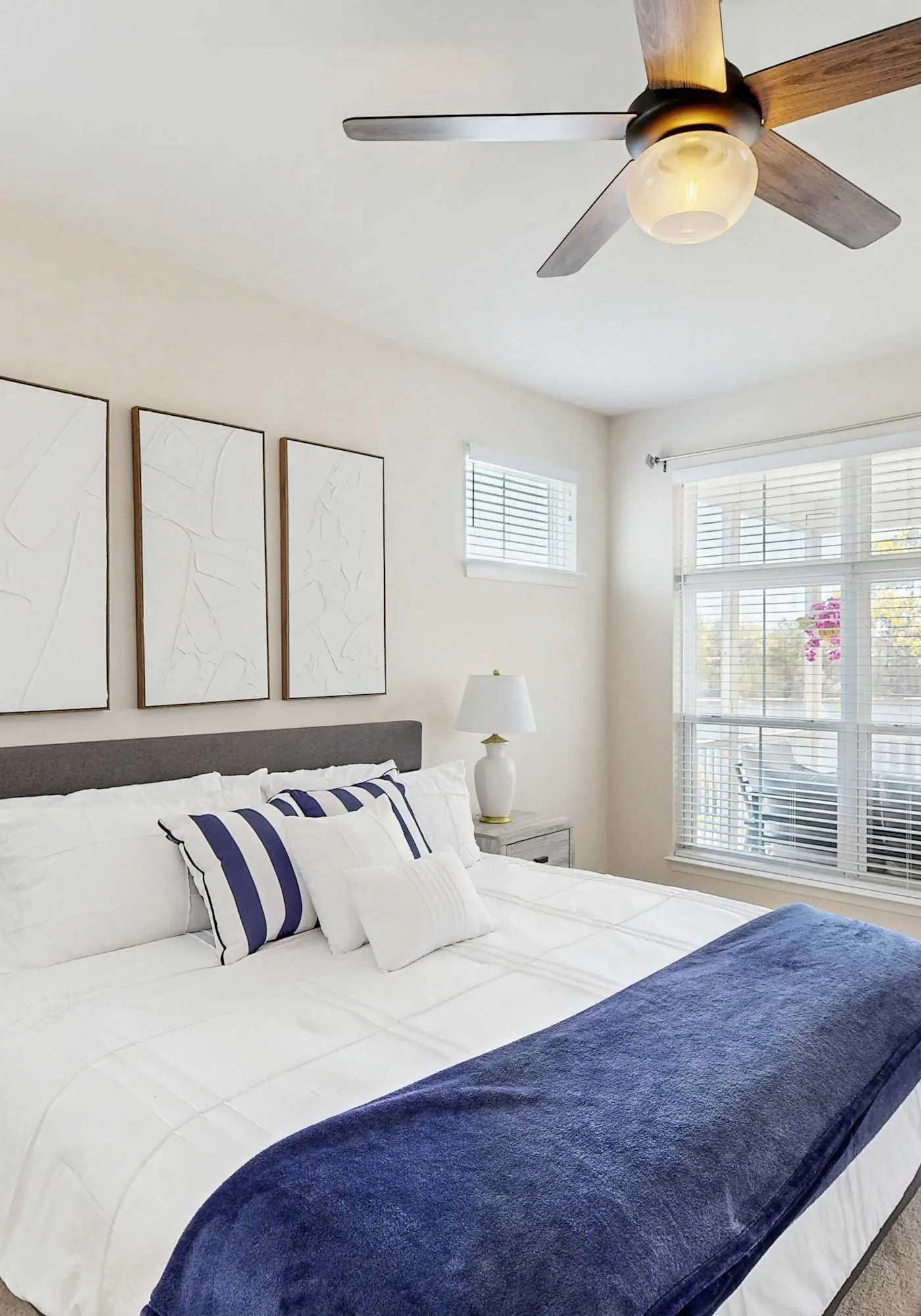 Swann Cove spacious house with community pool