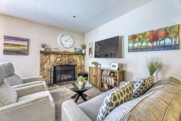 Cozy Tahoe Village Studio Near Heavenly Ski Resort