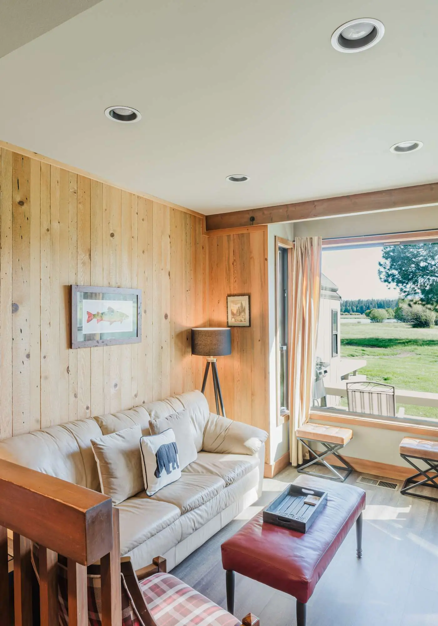 Lakeview Meadow Retreat