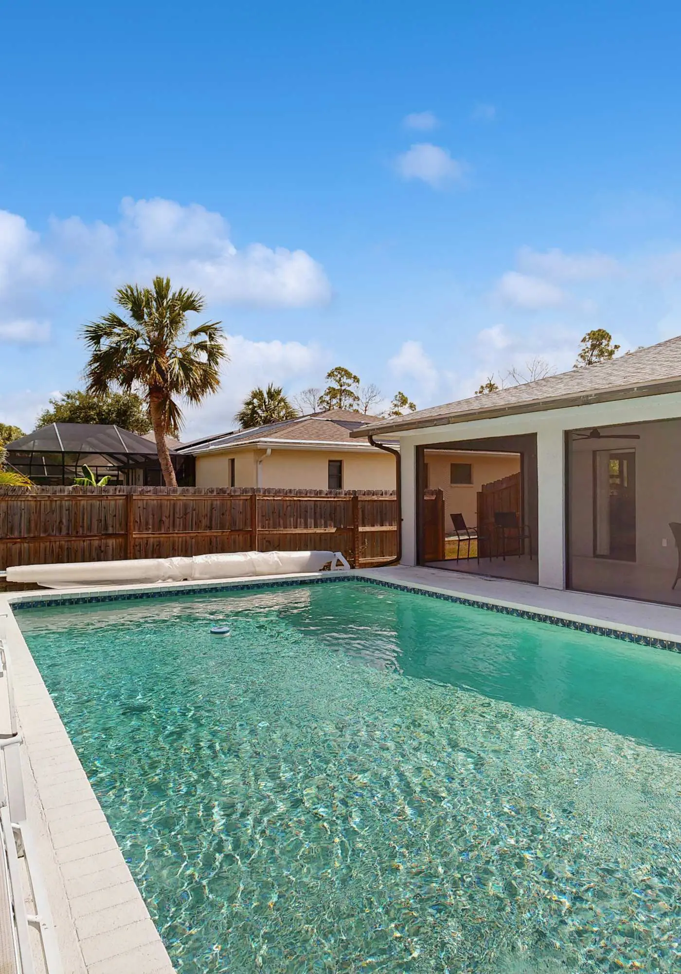 Port Charlotte Oasis Private Pool Home with Spacious Kitchen