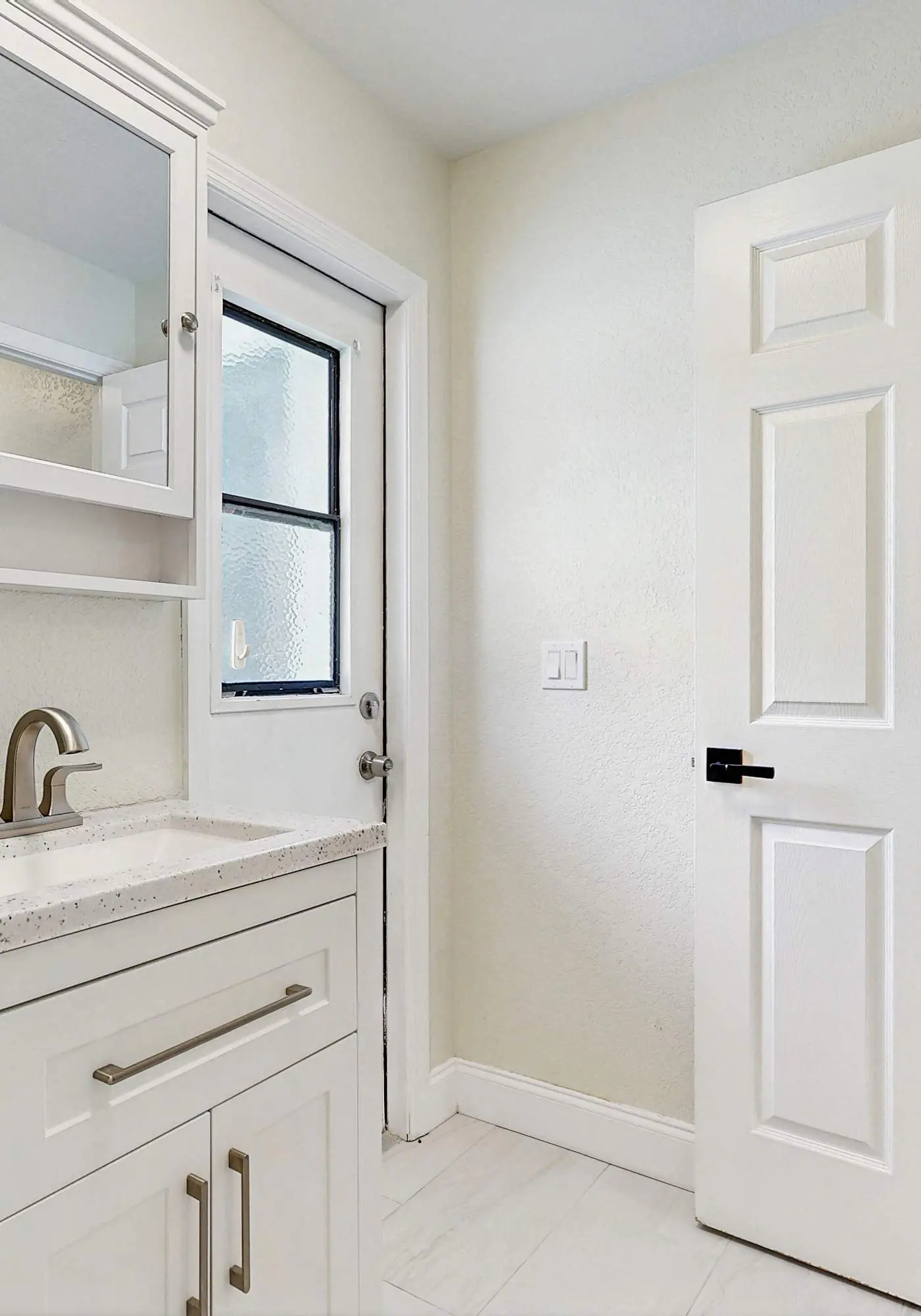 Port Charlotte Oasis Private Pool Home with Spacious Kitchen