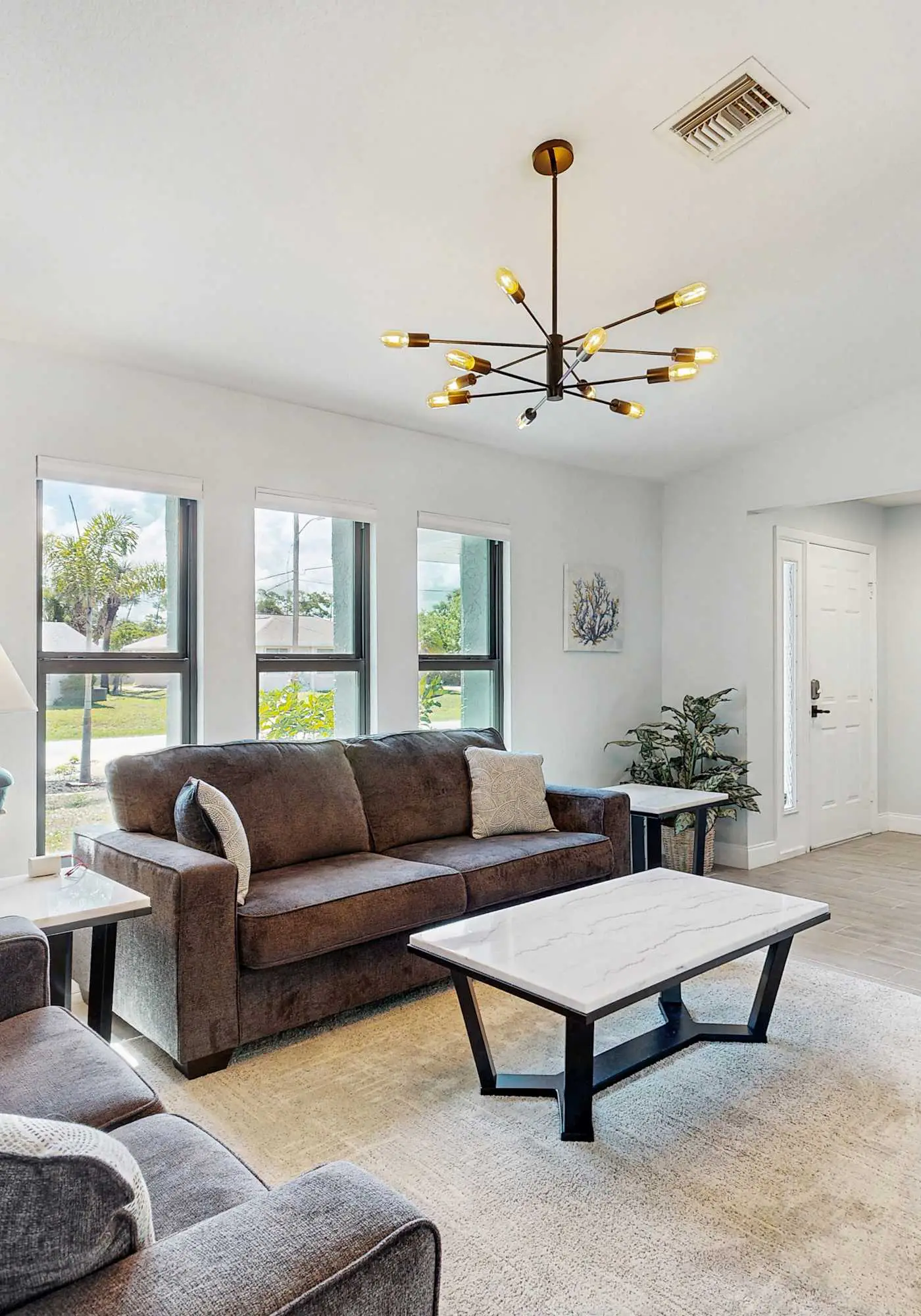 Port Charlotte Oasis Private Pool Home with Spacious Kitchen