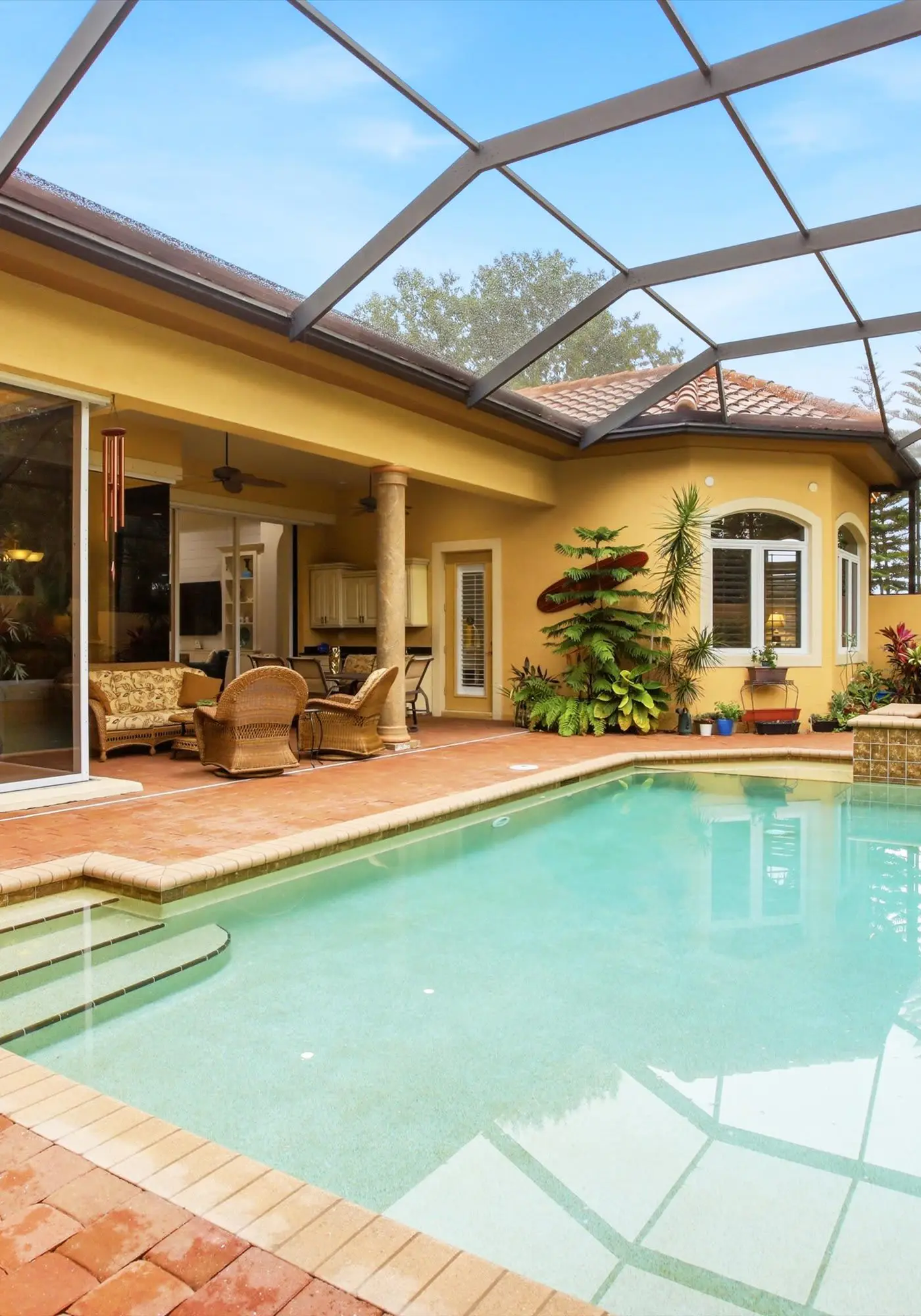 Gorgeous luxury home w private pool & outdoor space