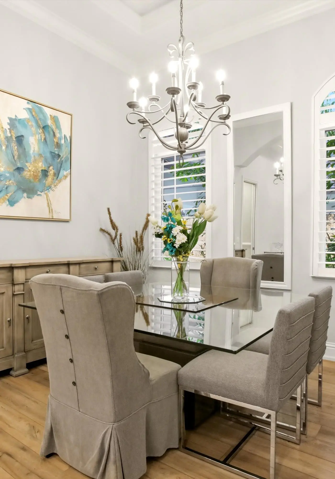 Gorgeous luxury home w private pool & outdoor space