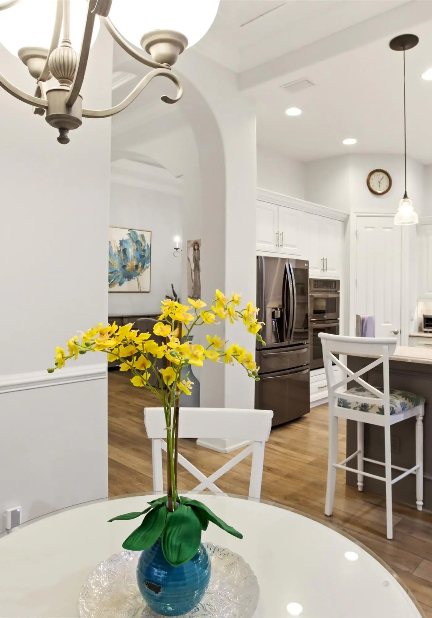Gorgeous luxury home w private pool & outdoor space