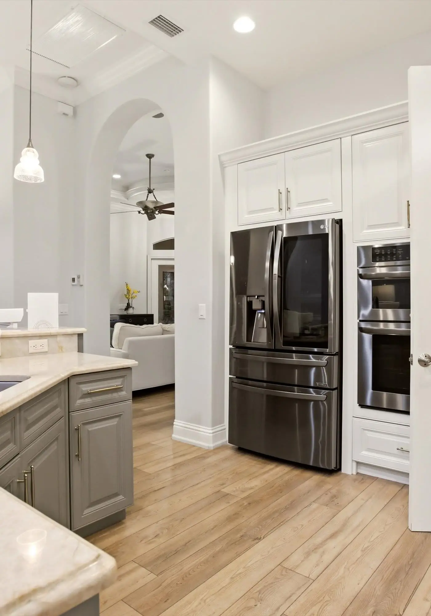 Gorgeous luxury home w private pool & outdoor space