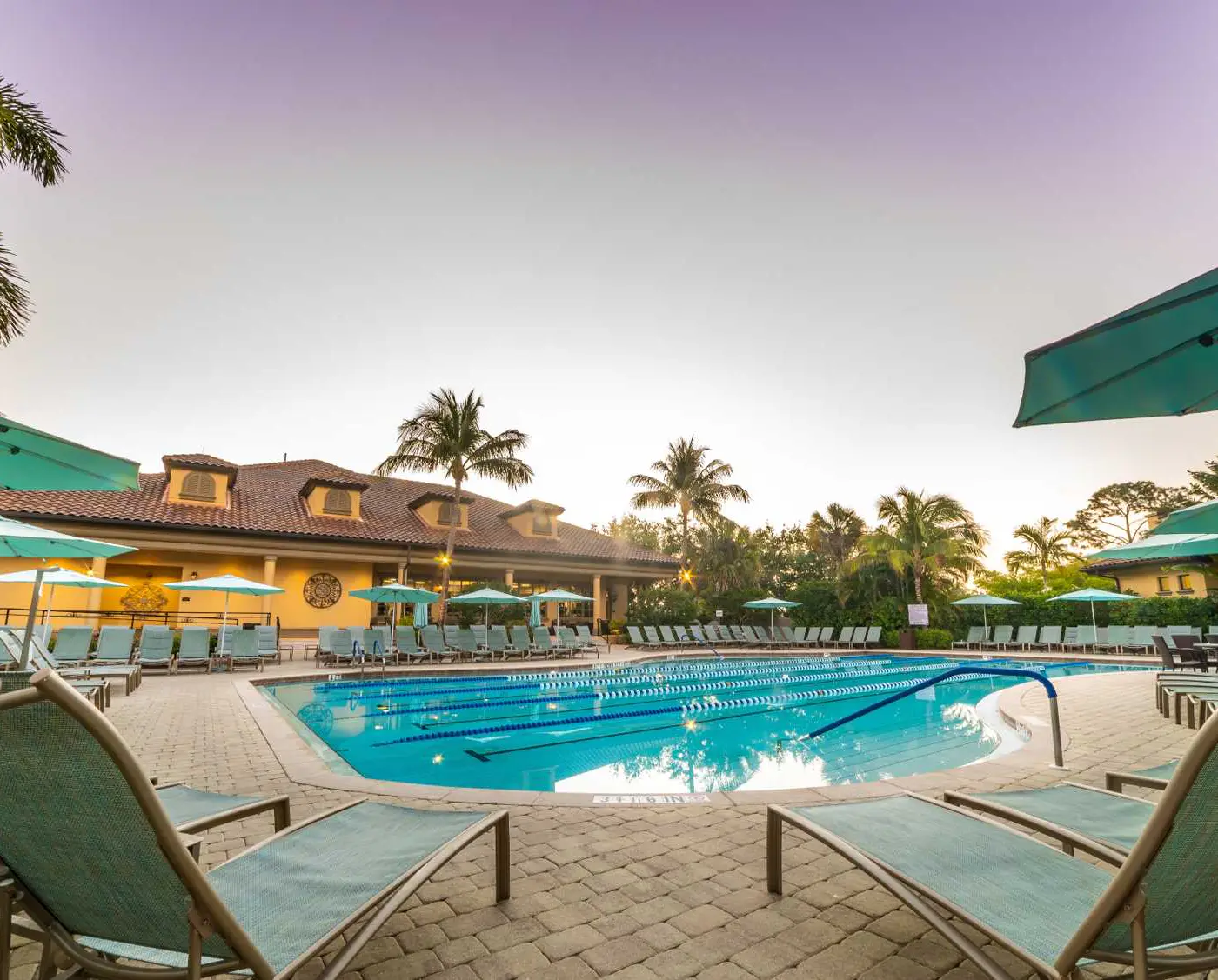 Gorgeous luxury home w private pool & outdoor space