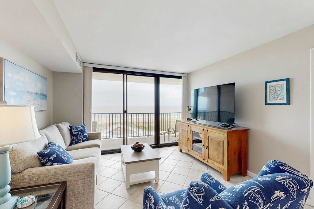 Sea Colony Ocean 5th floor condo w/ gym, tennis court, and balcony