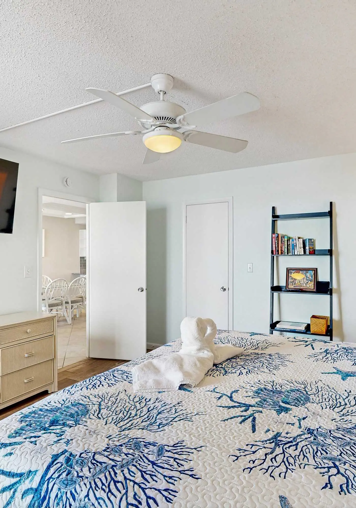 Sea Colony - 501N Edgewater House Rd