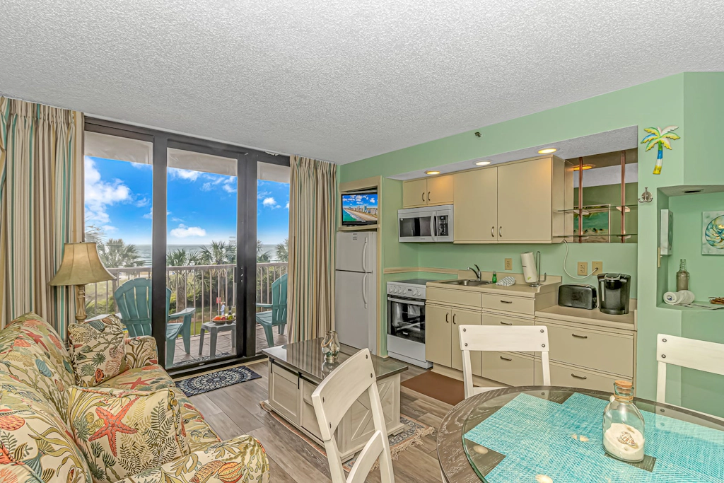 Beach Colony 208