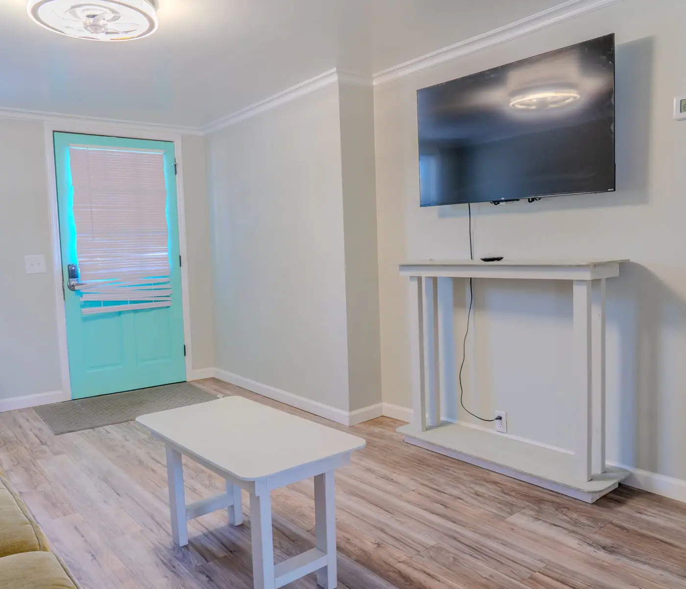 Duplex 705 18th Ave S- Unit A