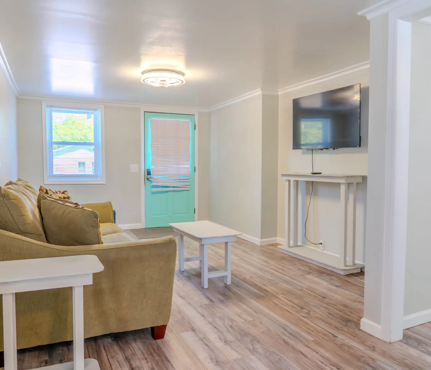 Duplex 705 18th Ave S- Unit A