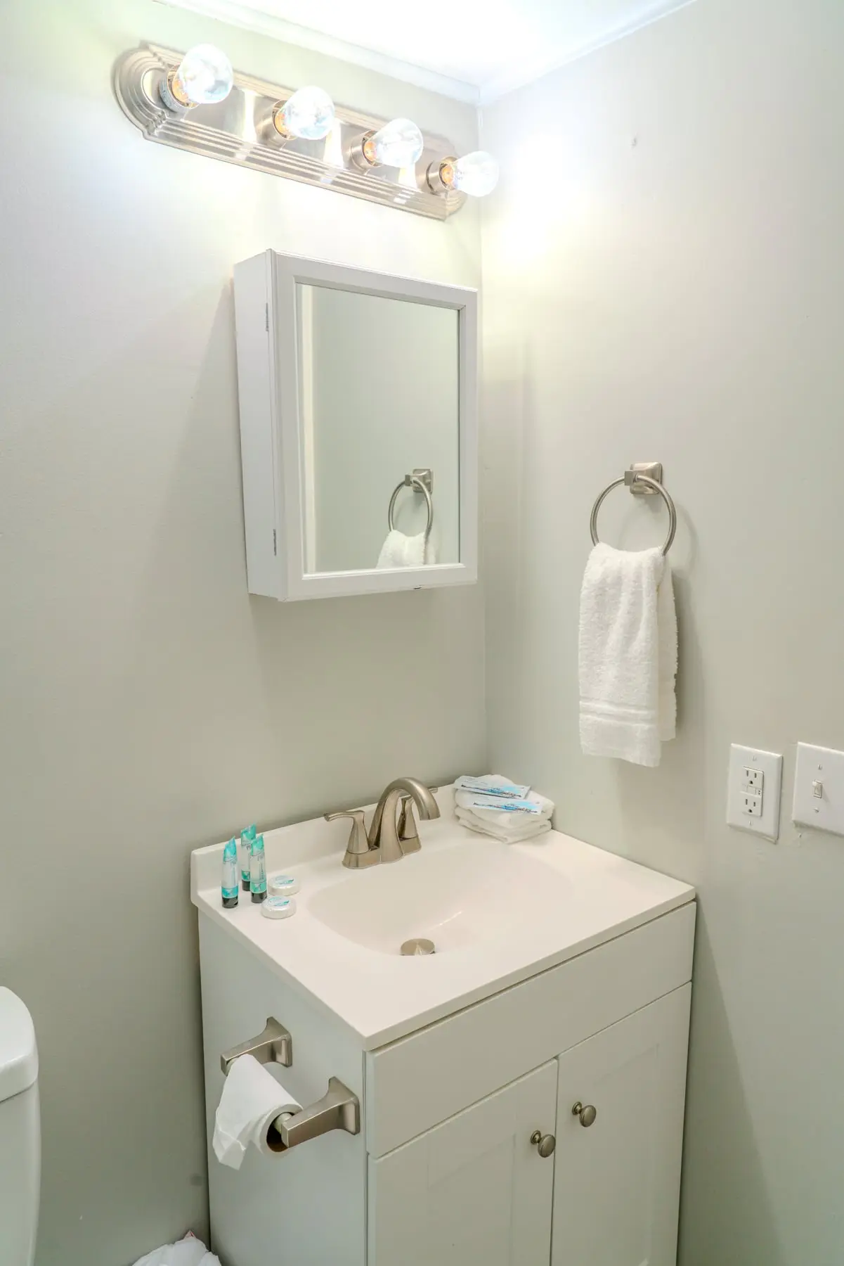 Duplex 705 18th Ave S- Unit A
