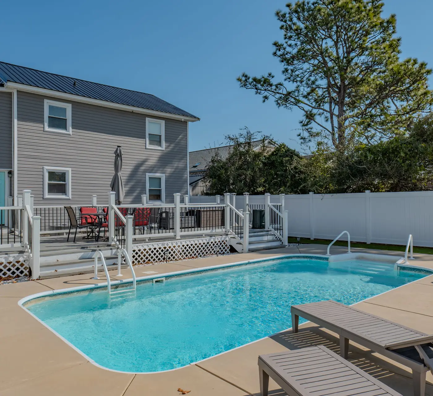 Duplex 705 18th Ave S- Unit B