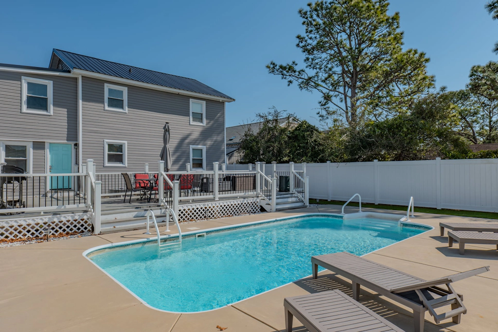 Duplex 705 18th Ave S- Unit B