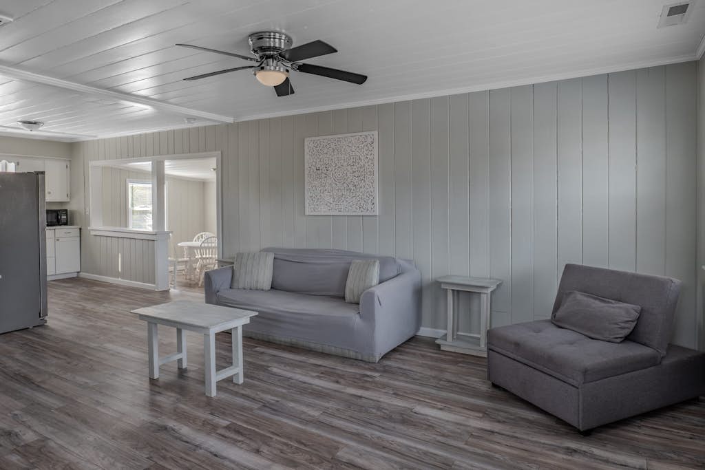 Duplex 705 18th Ave S- Unit B
