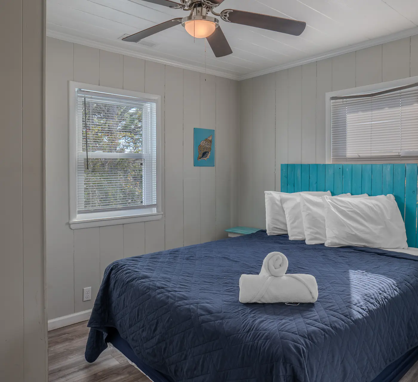 Duplex 705 18th Ave S- Unit B