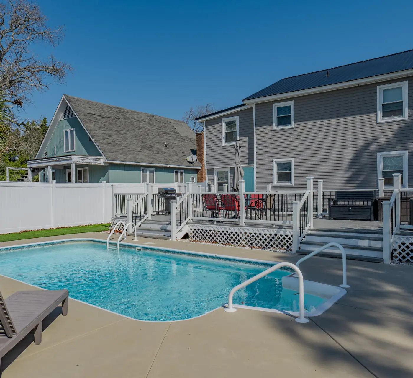 Duplex 705 18th Ave S- Unit B