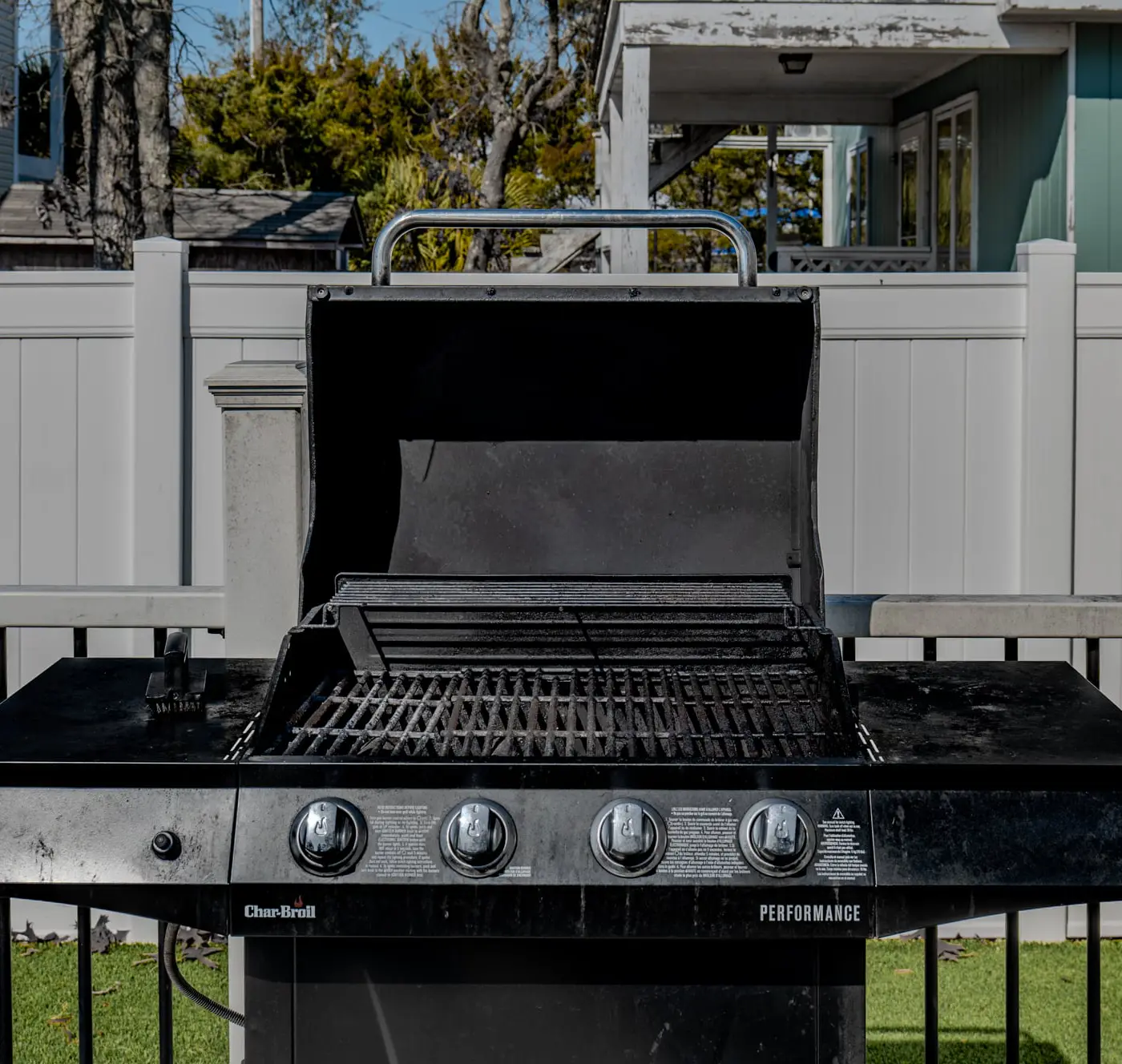 Duplex 705 18th Ave S- Unit B