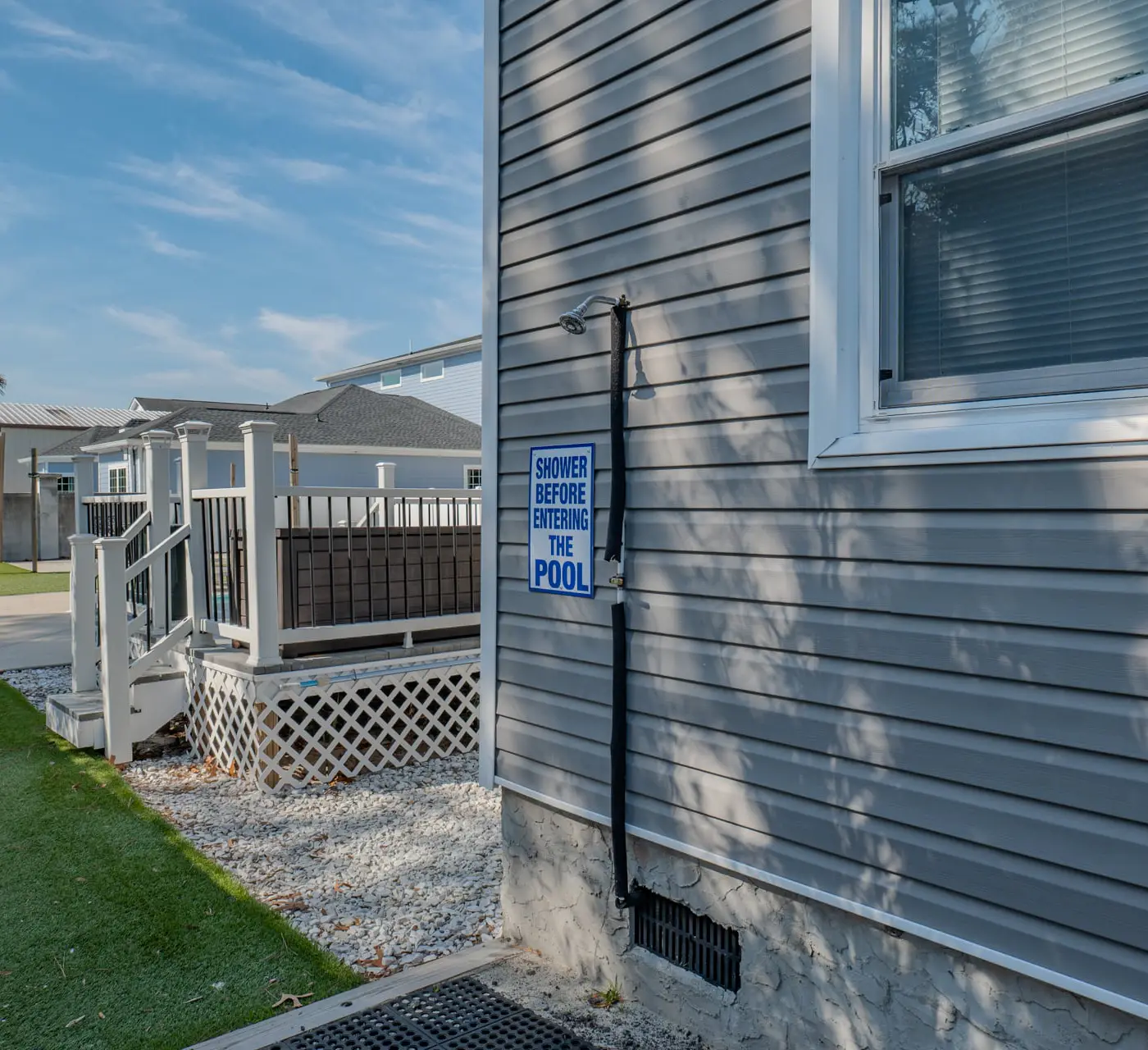 Duplex 705 18th Ave S- Unit B