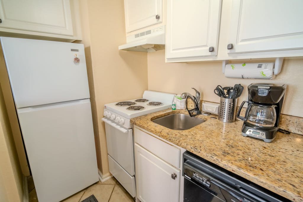 Welcome to Meridian 307! This charming 1-bedroom, 1-bath condo is the perfect getaway for your next Myrtle Beach vacation. With a luxurious king-sized bed and a cozy twin-sized sleeper sofa, it comfortably accommodates up to 3 guests!