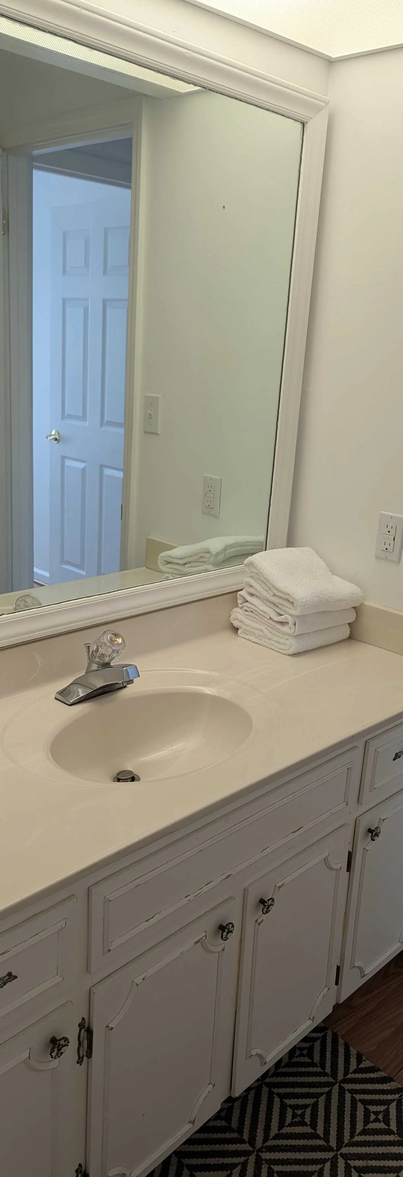 Montego Inn Unit D