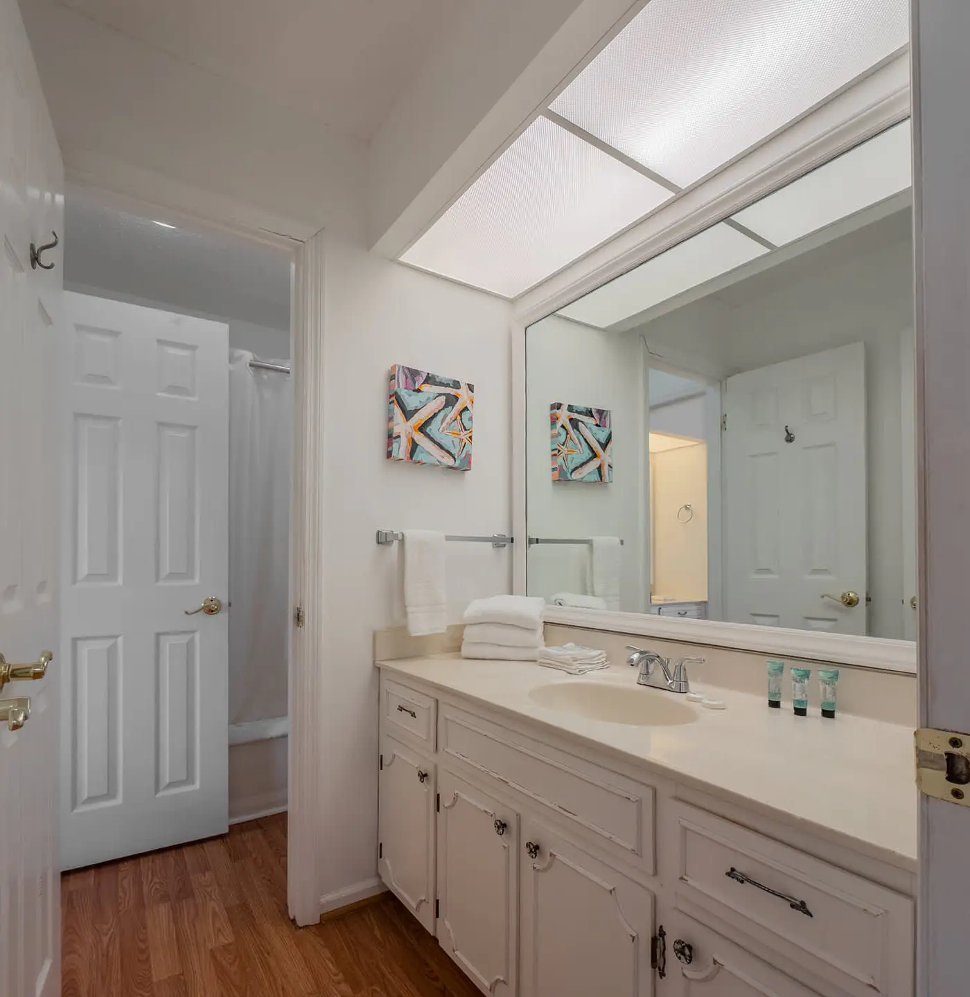 Modern Coastal Stay | Montego D