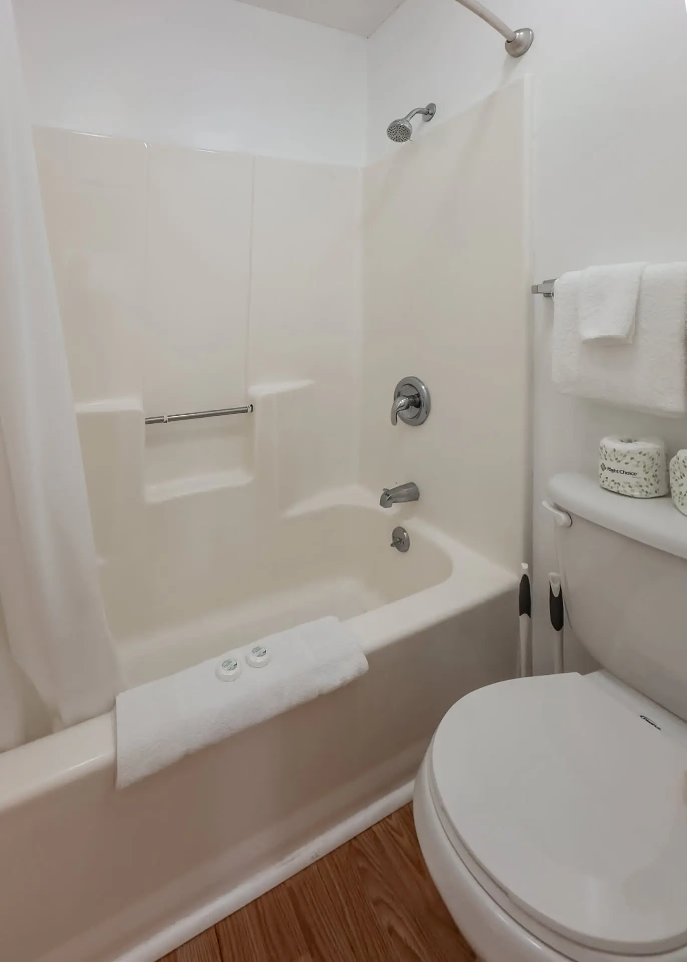 Modern Coastal Stay | Montego D