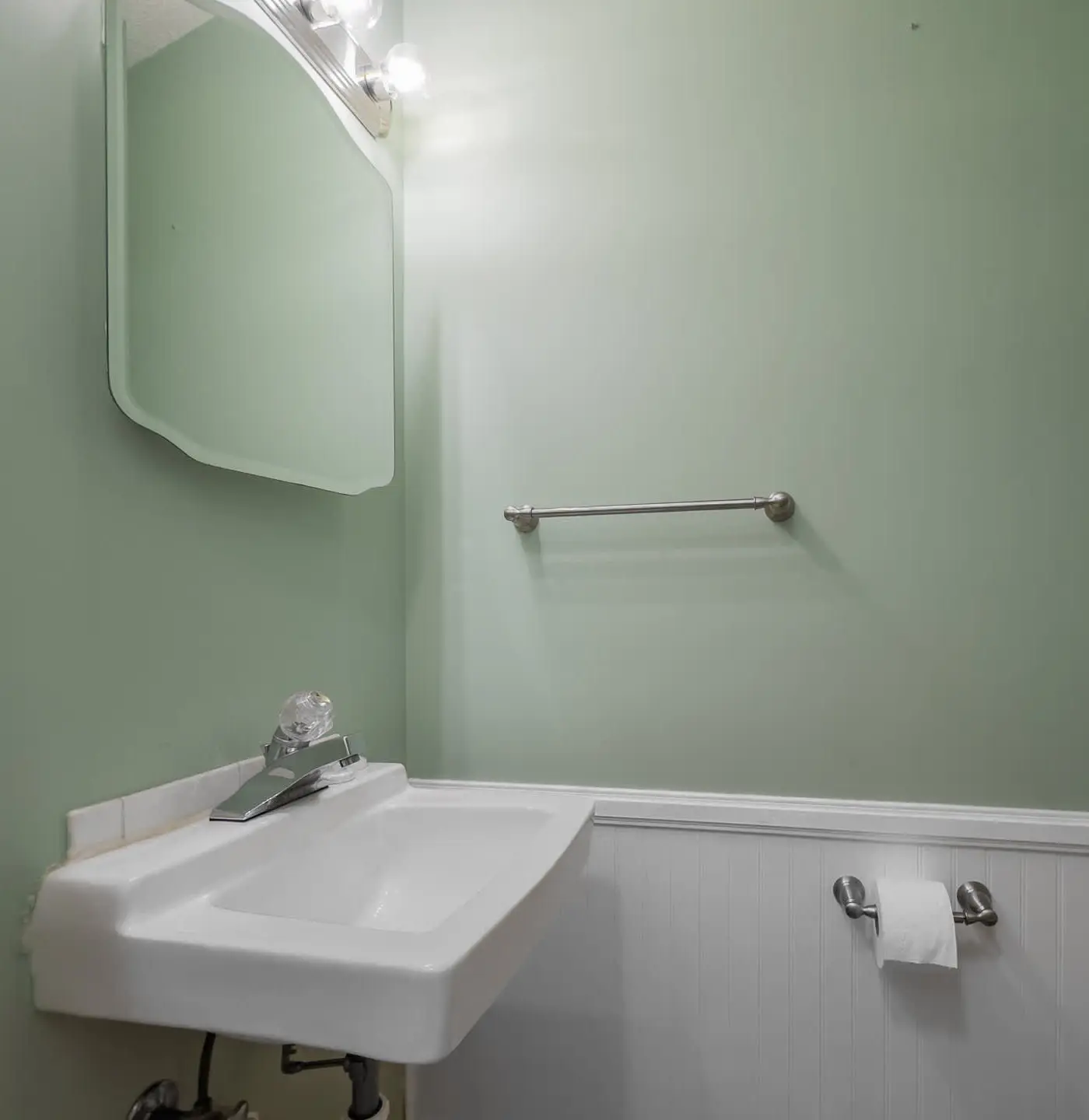 Modern Coastal Stay | Montego D