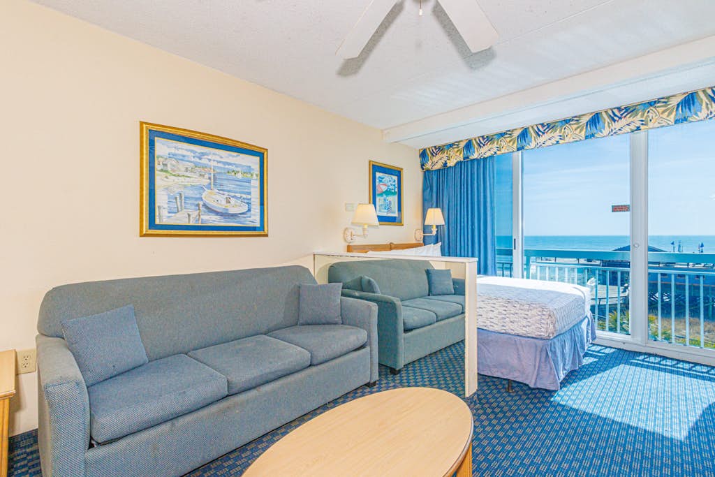 Yachtsman South Tower 704 Studio