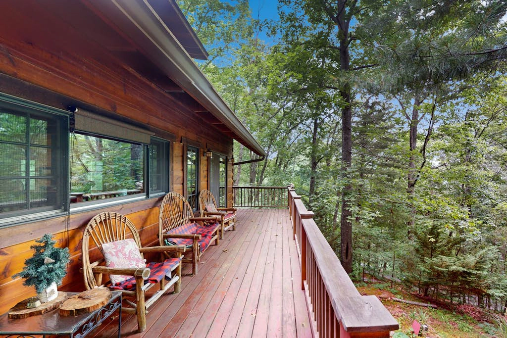 Elkhorn Cabin