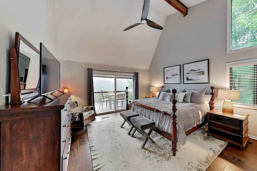 Youngs Mountain Hideaway