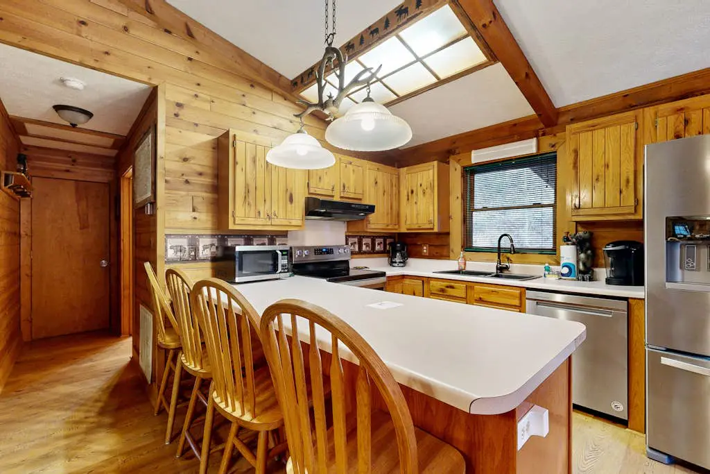 Moose Creek Lodge