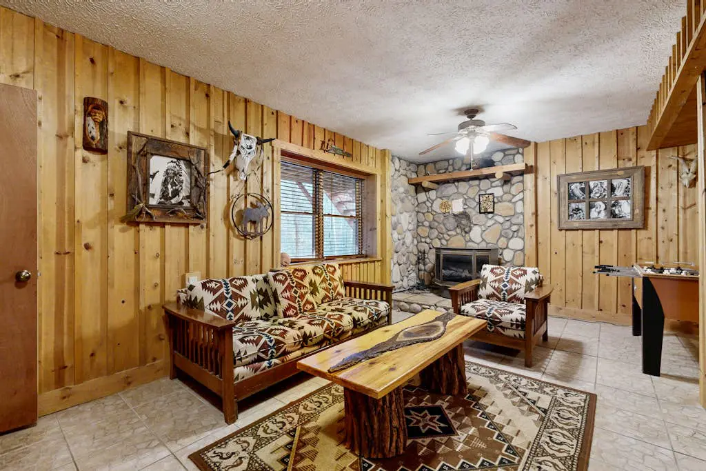 Moose Creek Lodge