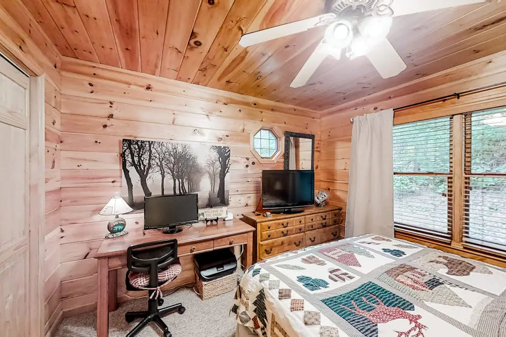 Black Bear's Den