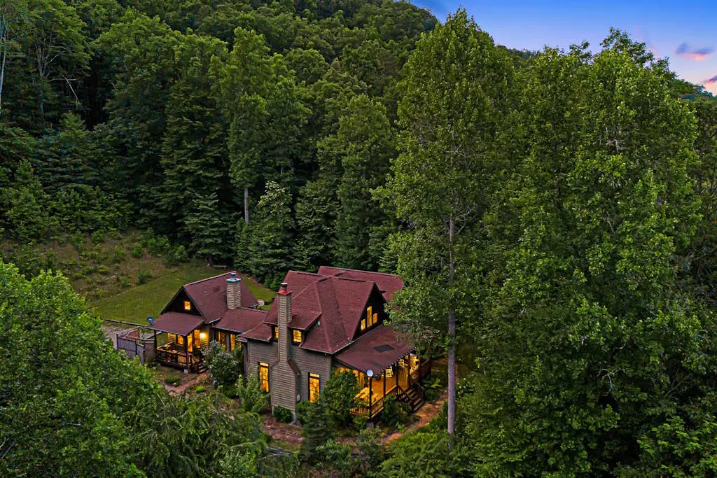 Smokey Mountain Getaway