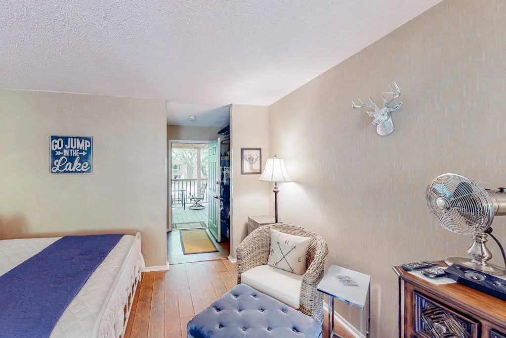 Apple Valley Treetop Villa